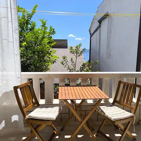 Olga's Sunshine Place * Brela