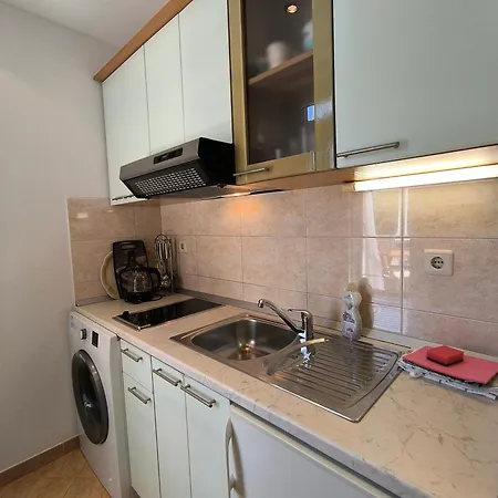 Olga's Sunshine Place Brela