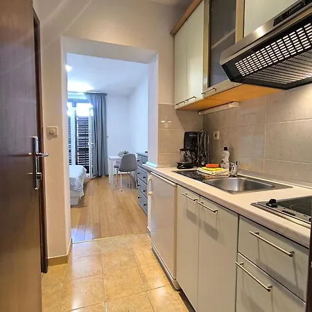 Olga's Sunshine Place Brela